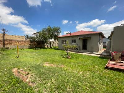 House For Sale in Crosby, Johannesburg