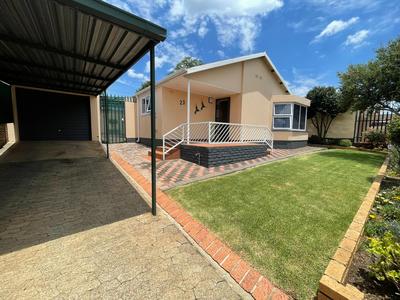 House For Sale in Albertville, Johannesburg