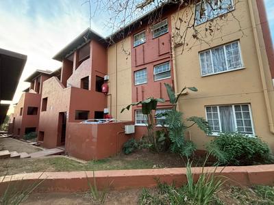 Apartment / Flat For Sale in Weltevreden Park, Roodepoort